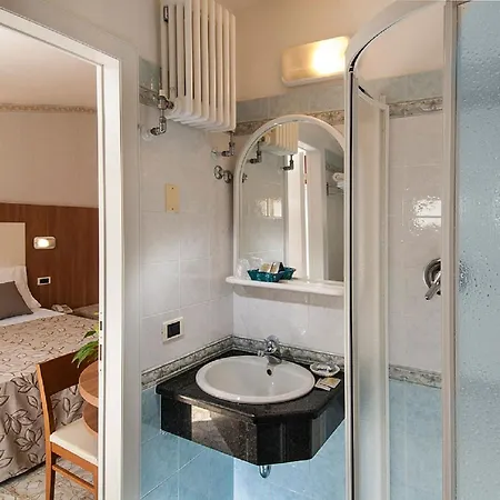Hotel Lina