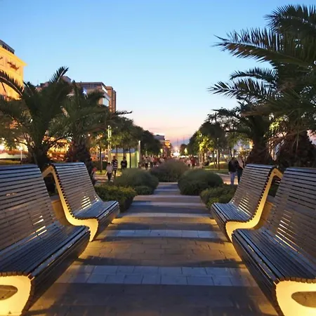 Lina Мизано-Адриатико