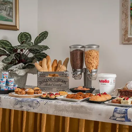 Lina Hotel
