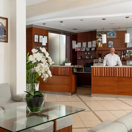 Hotel Lina